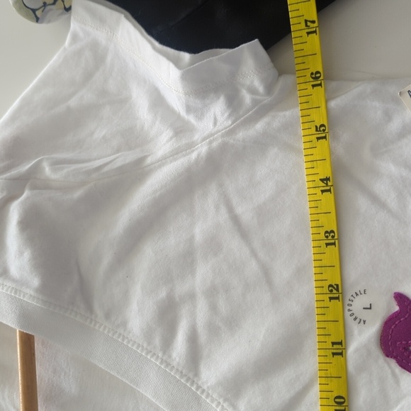 Women's Aeropostale Cotton White & Purple Fitted Short Sleeve Tee - Large NWT - Picture 6 of 6
